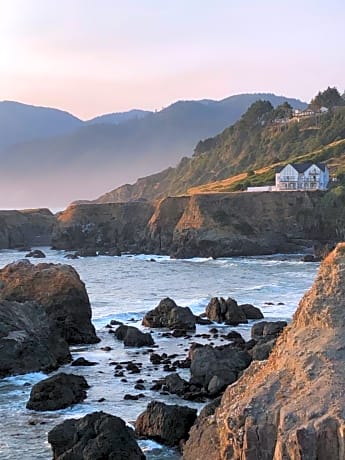 The Castle Inn of the Lost Coast