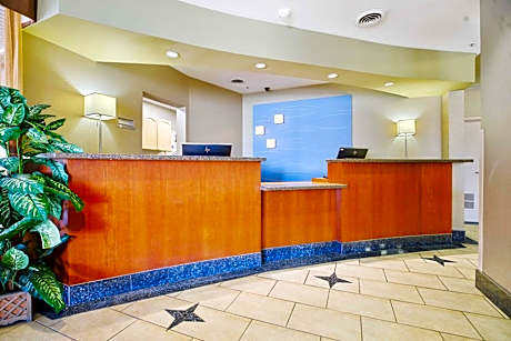 Sandman Hotel & Suites London Downtown