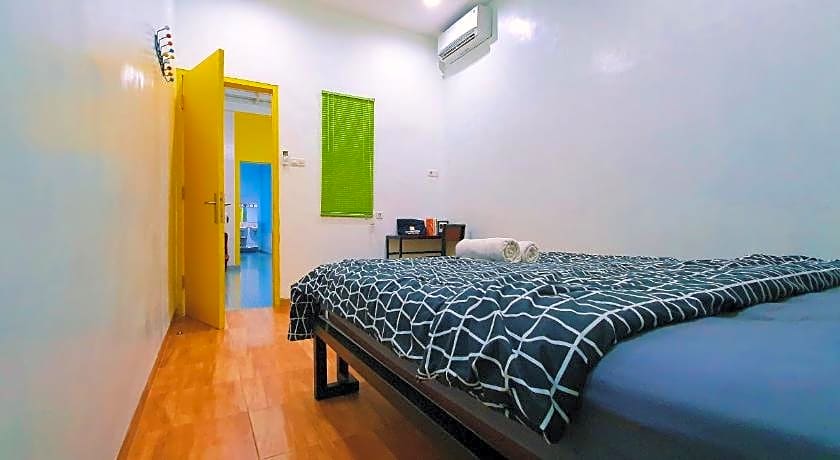 MADOR Malang Dorm Hostel