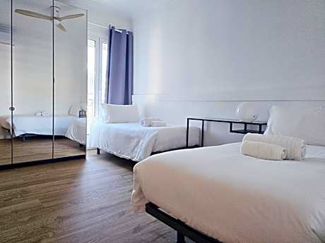 Three-Bedroom Deluxe Apartment