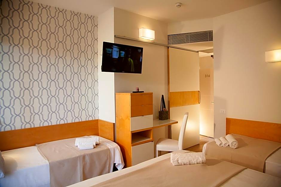 Hotel Montecarlo - Vista Mare con Area Fitness