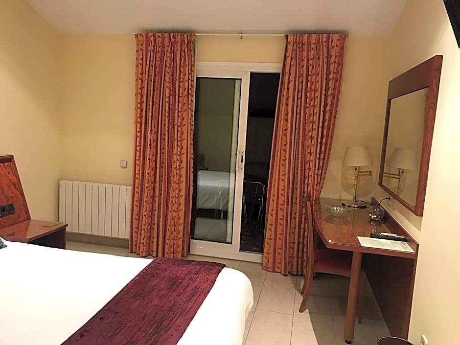 Hotel Suís