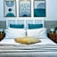 Opera Inn Suites - Rooms and Apartments