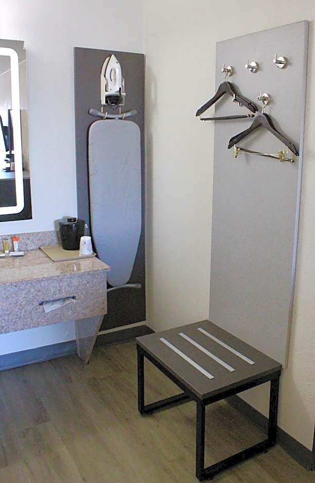 Ramada by Wyndham Harrisonburg