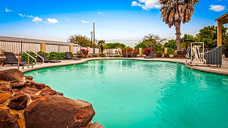 SureStay Hotel by Best Western Floresville