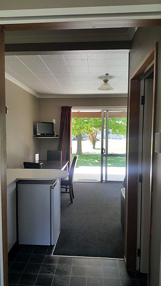 High Country Lodge, Motels & Backpackers