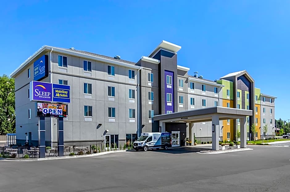 Photo 1 of 30 of Sleep Inn Great Falls Airport