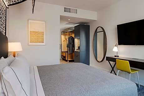 King Room - Hearing Access