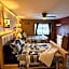 The Lake George Inn