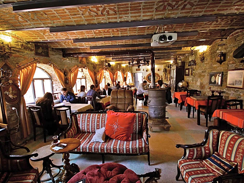 Stonehouse By Ipek Hotel
