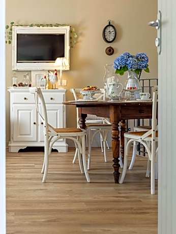 Bnbook Maison Charlotte Cottage Bosco