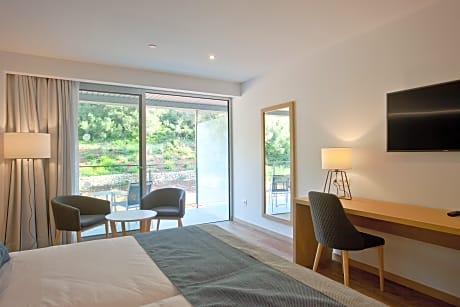 DOUBLE OR TWIN WITH BALCONY