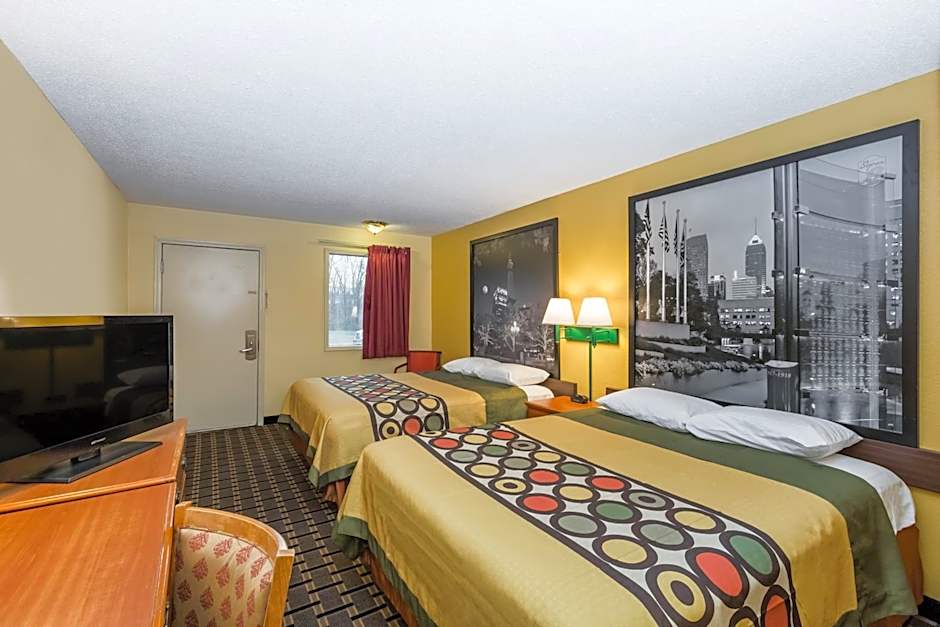 Super 8 by Wyndham Indianapolis-Southport Rd