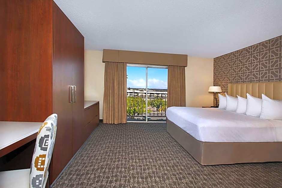Embassy Suites by Hilton Anaheim North