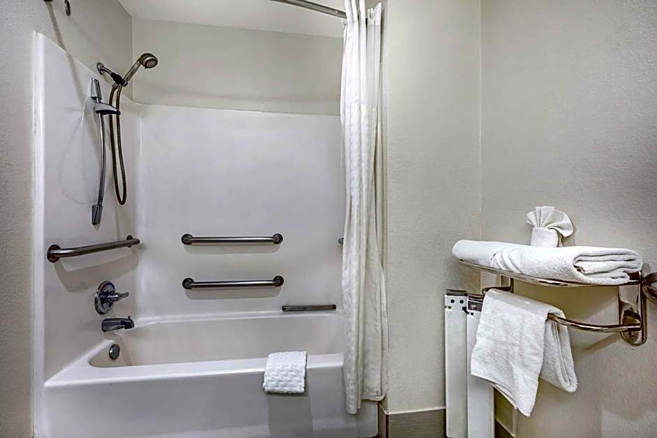 Best Western Clubhouse Inn & Suites