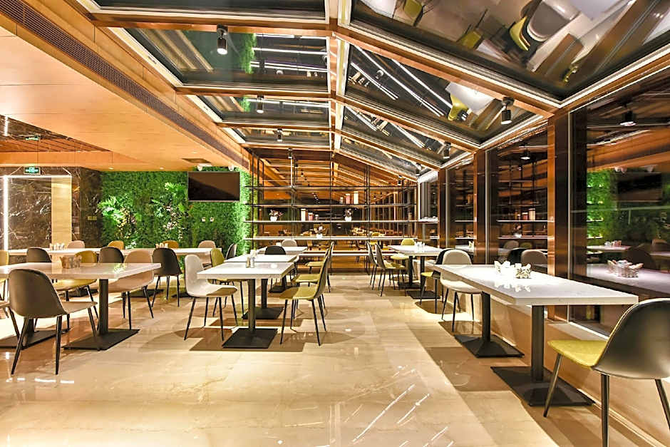 Atour Hotel Dalian Lvshunkou