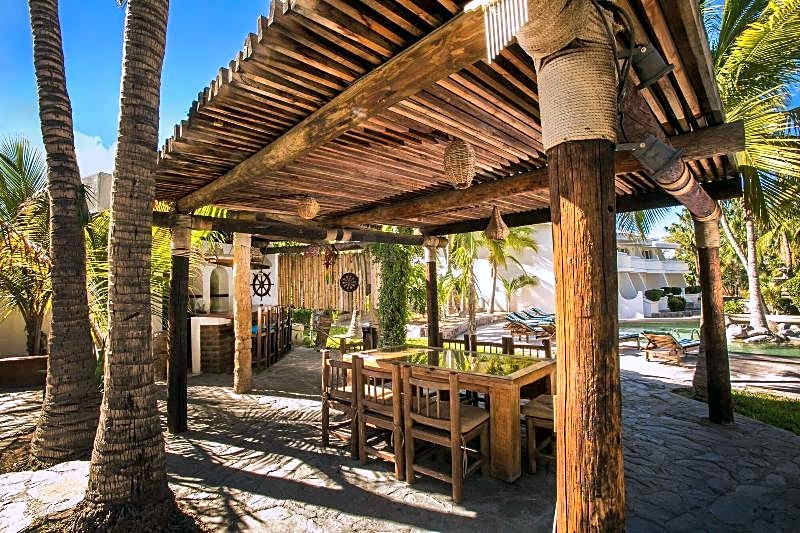 Club el Moro Hotel Suites