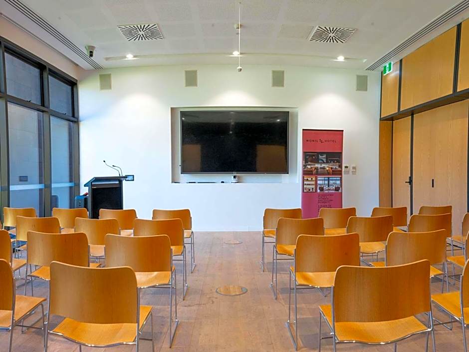 Wonil Hotel Perth, Handwritten Collection