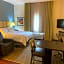 Candlewood Suites Fargo-North Dakota State University By IHG