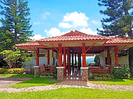 Phuphamok Valley Resort