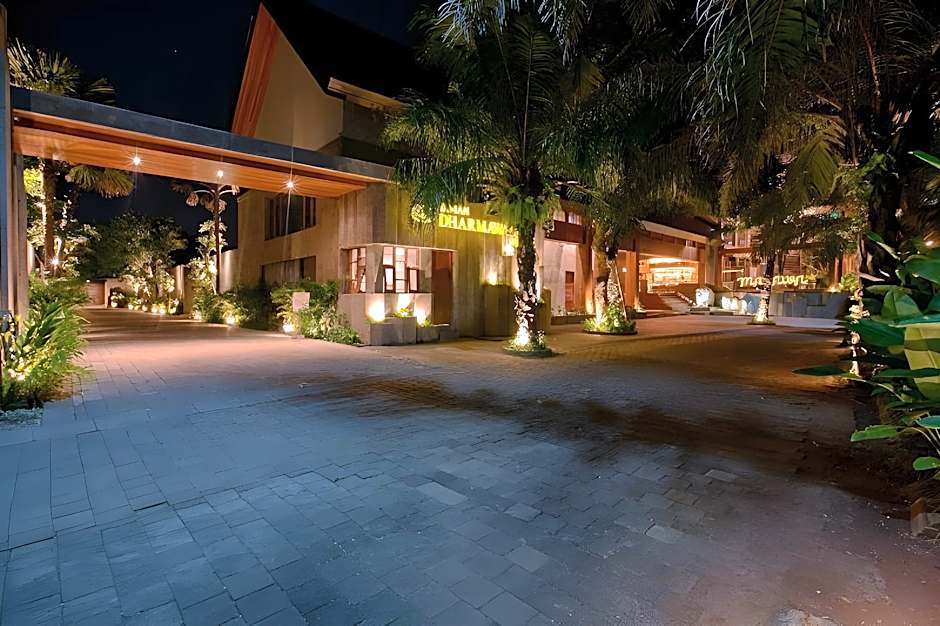 Taman Dharmawangsa Suites