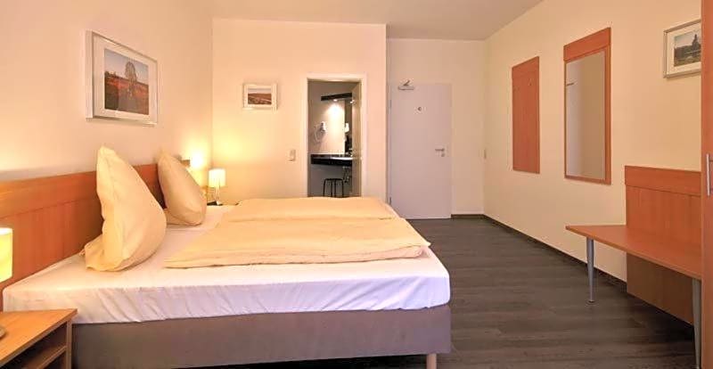 Haller Hotel Garni
