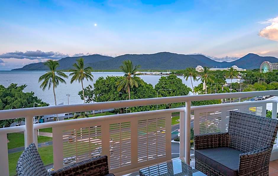 DoubleTree By Hilton Hotel Cairns