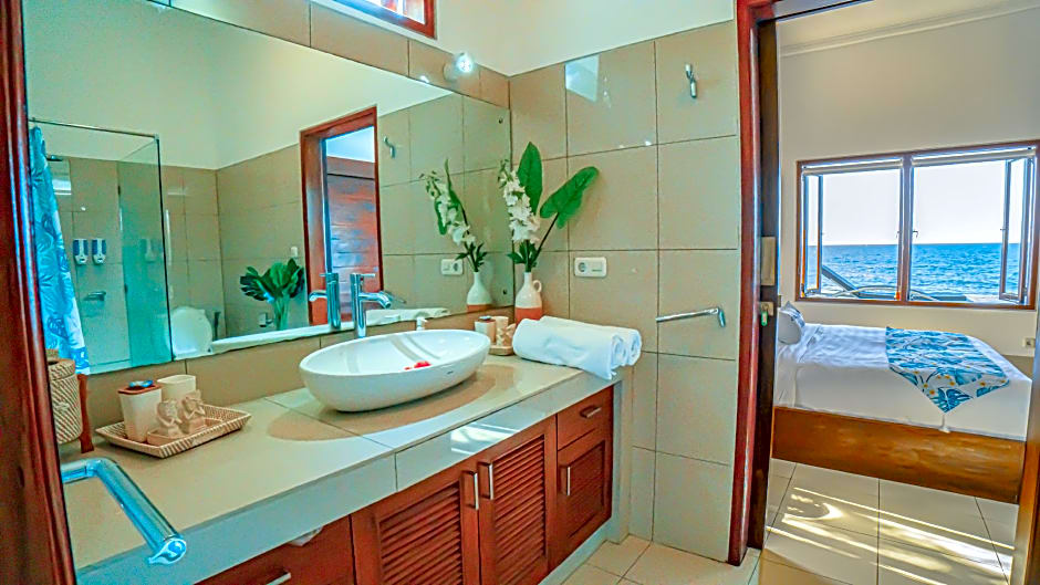 Air Sanih Beach Villa