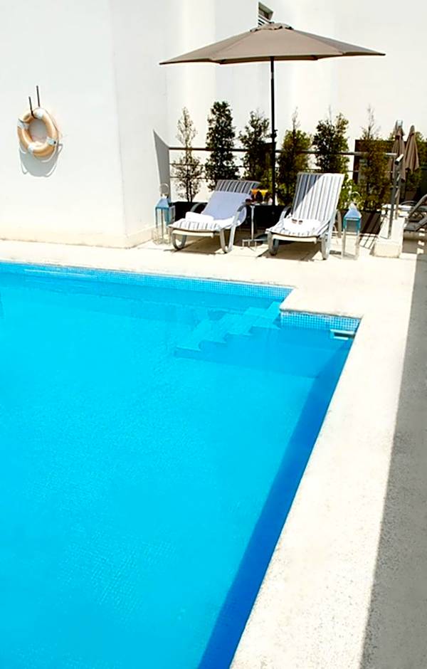 Argenta Tower Hotel & Suites