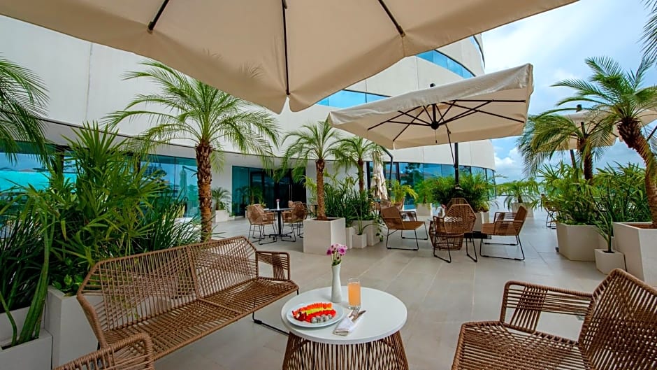 Holiday Inn Hotel And Suites Merida La Isla By IHG