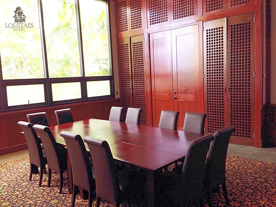 Hotel Los Itzaes