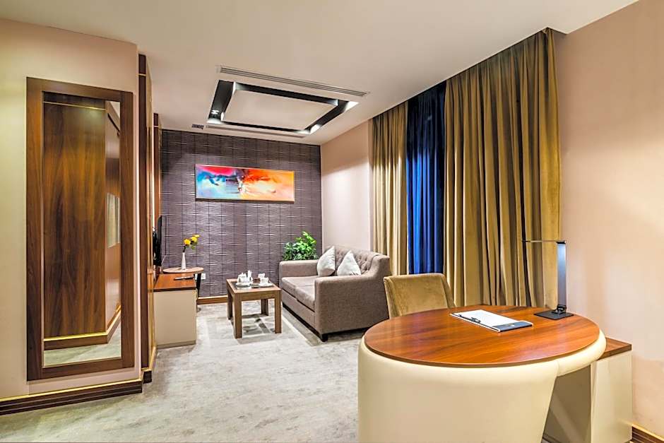 Al Malqa Elite Hotel