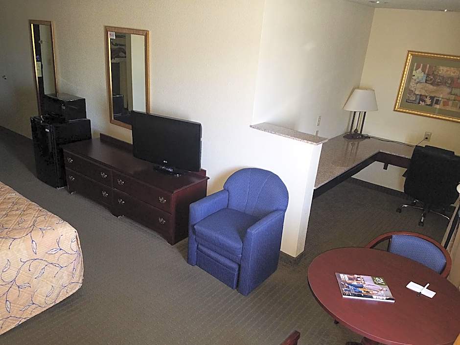 HomeTown Hotel