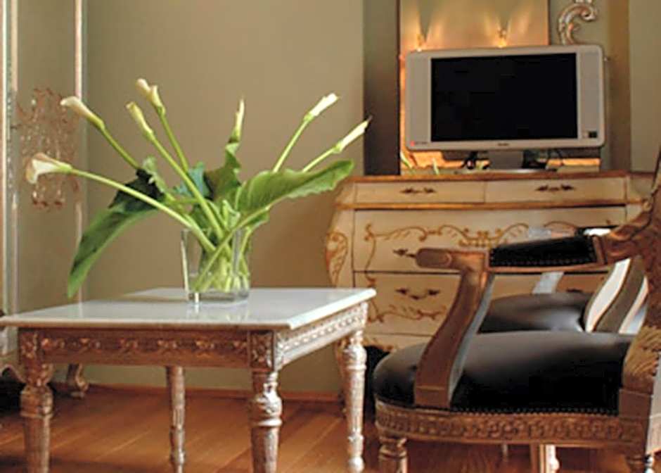 Borghese Palace Art Hotel