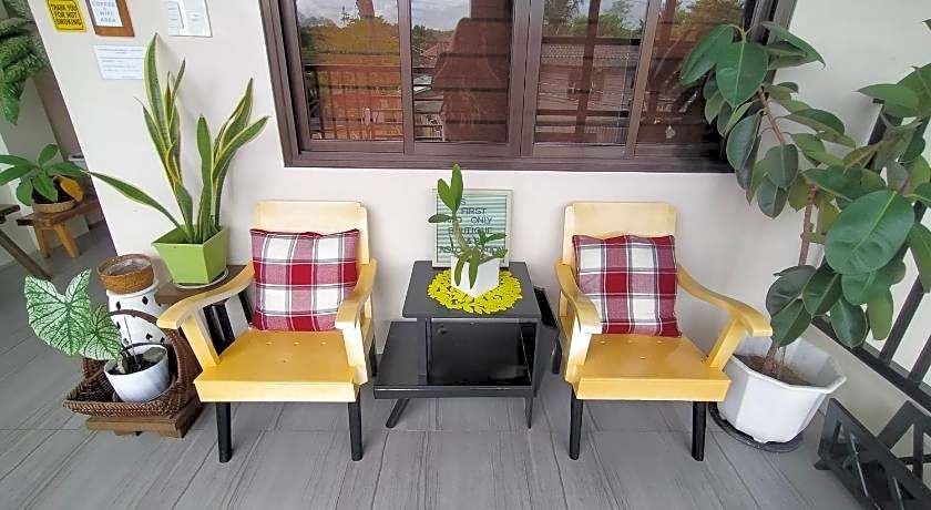 Pompeo and Luming's Inn