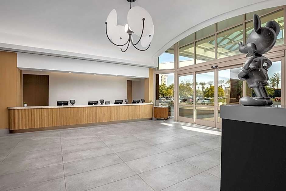 Embassy Suites by Hilton Anaheim South