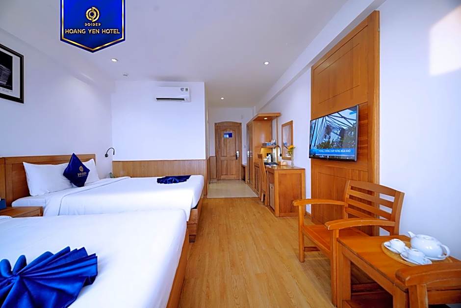 Sandals Hoàng Yến
