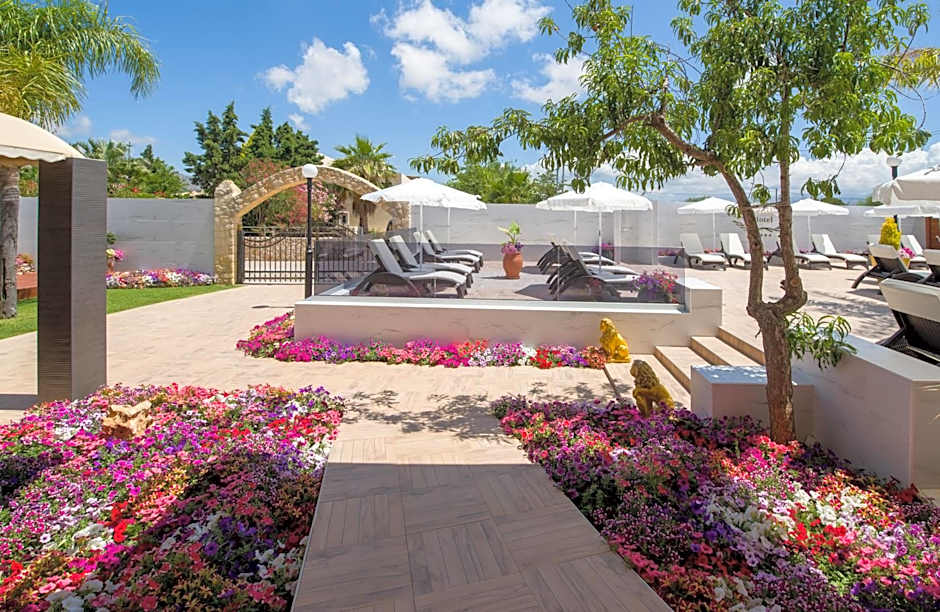 Paradice Hotel Luxury Suites