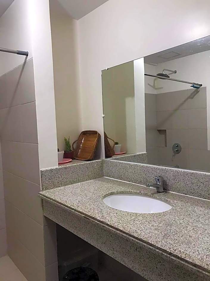 BRISTLE RIDGE CONDOMINIUM