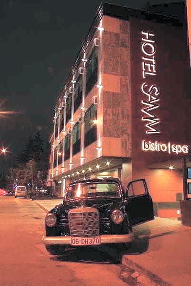 Samm Hotel Spa & Bistro