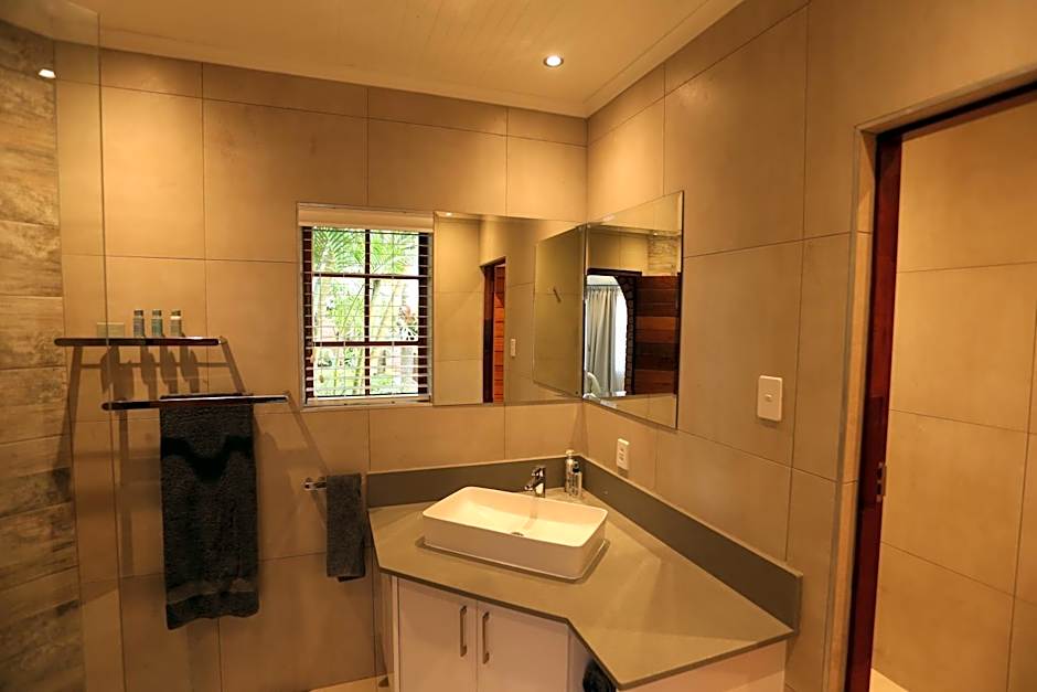 Rhino Coast Guesthouse