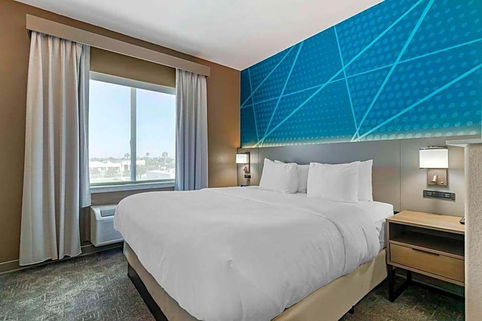 Comfort Suites Laredo - Nuevo Laredo