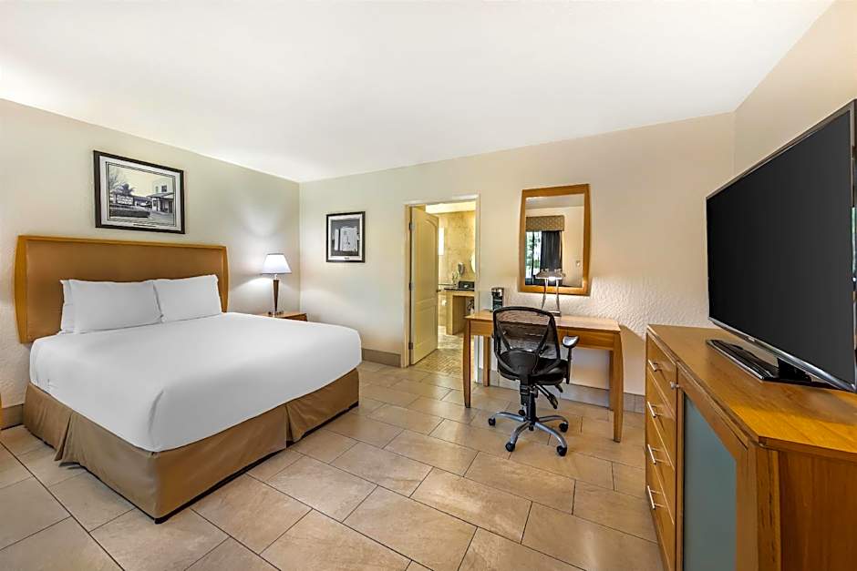 Best Western Pine Tree Motel