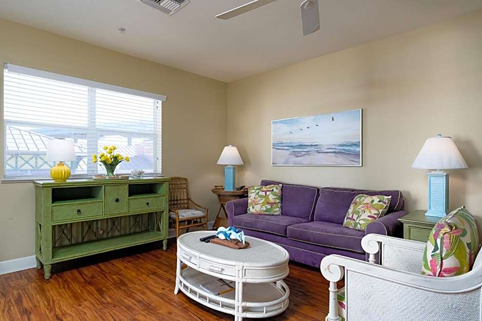 Harbour House at the Inn 306