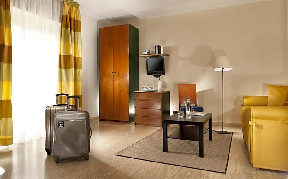 Astoria Suite Hotel
