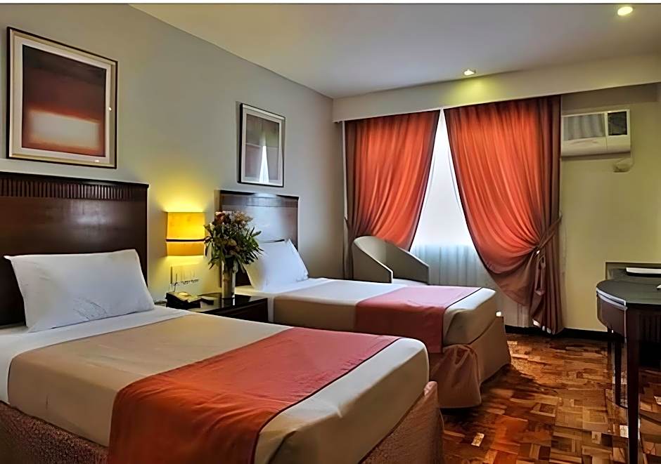 Fersal Hotel P. Tuazon Cubao