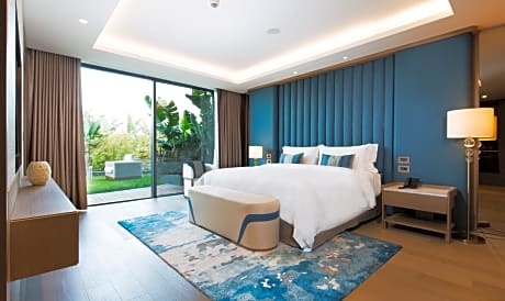 Reges Aqua Suite, 1 Bedroom Larger Suite, King, Garden view