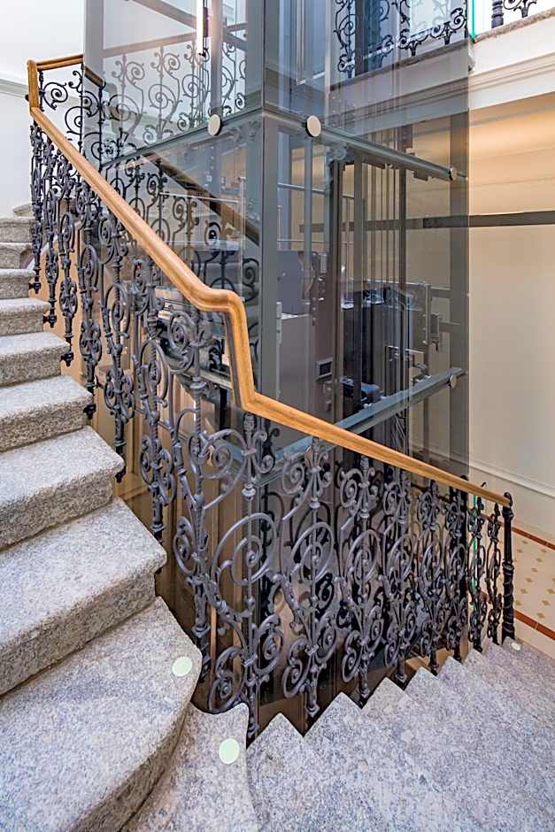 Rubin Luxury Apartments