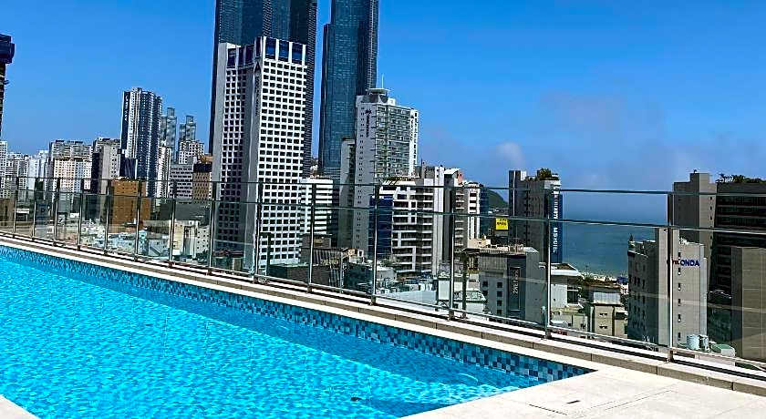 Hound Garden&Terrace Hotel