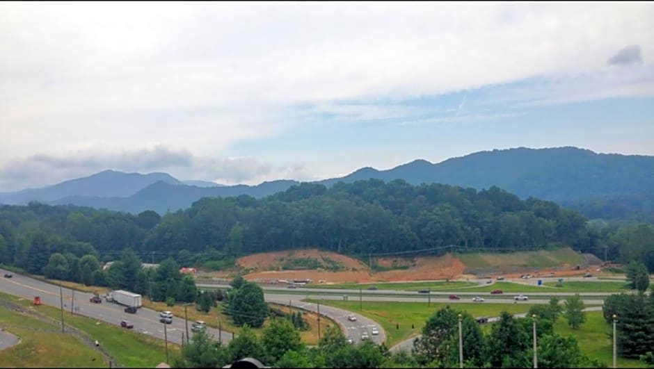 Days Inn by Wyndham Waynesville NC
